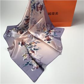 真絲圍巾防曬嗎——真絲圍巾、真絲絲巾、圍巾定制